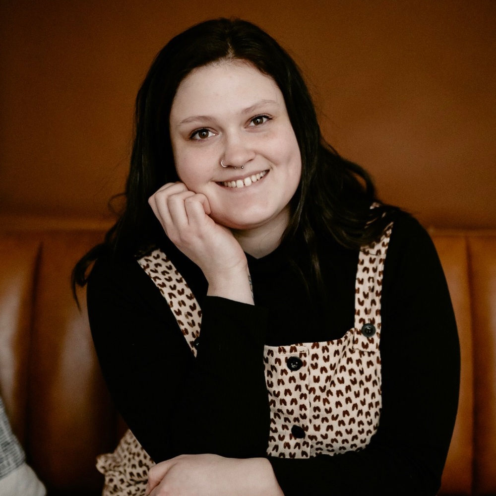 Meet your Posher, Emily